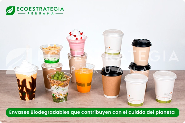 Envases biodegradables, ecológicos y compostables para alimentos y bebidas, como bowls de bambú (para sopas y ensaladas), vasos sostenibles para café y refrescos, y pirotines biodegradables para salsas y ajiceros