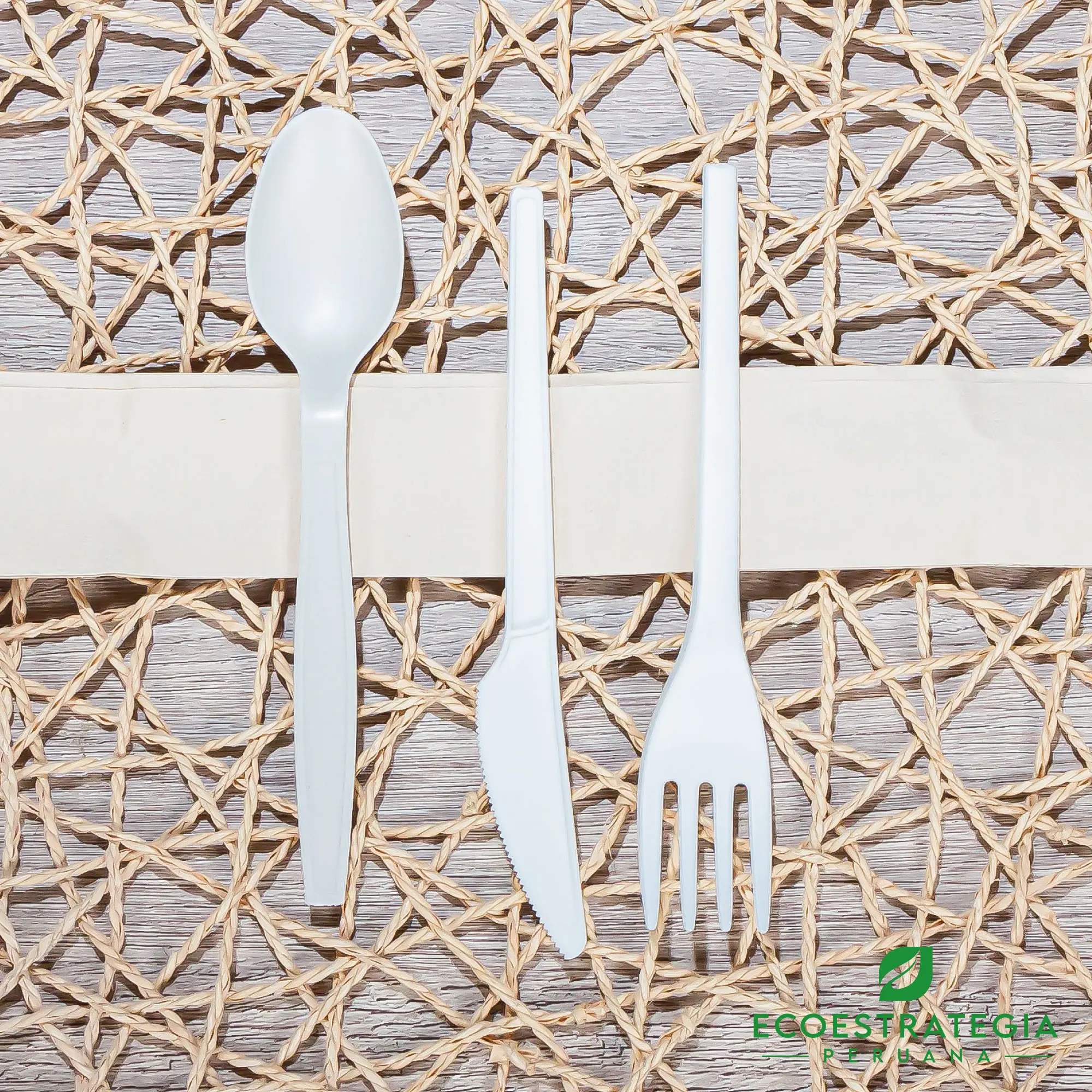 Cuchillo compostable 100% natural, sin plástico, de 15 cm. Ideal para negocios ecoamigables.